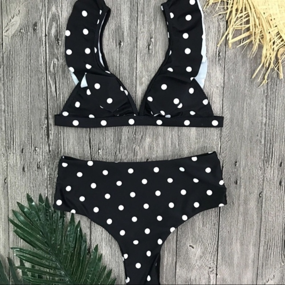 High-Waist Ruffle Top Bikini in Black